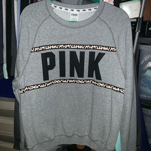 🍓Excellent Con. Victoria’s Sec PINK sweatshirt L